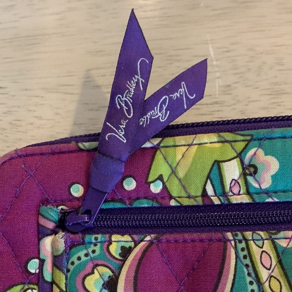 Vera Bradley Wristlet purple/pink/green - Picture 3 of 5